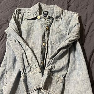 Super cute denim shirt